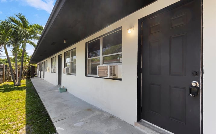 Pictures of Multifamily property located at 730 NW 4th Avenue, Fort Lauderdale, FL 33311 for sales - image #1