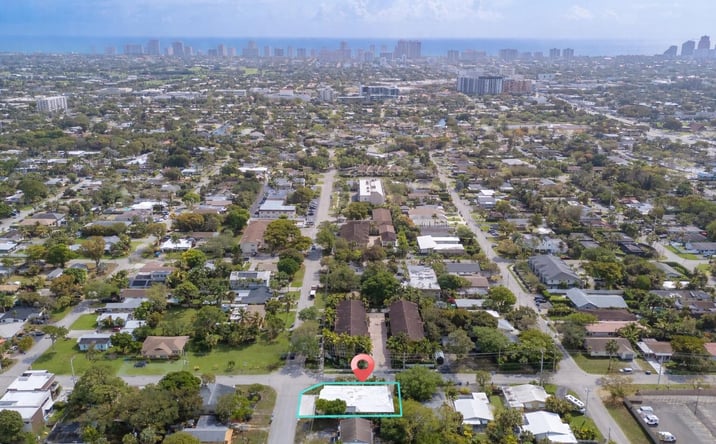 Pictures of Multifamily property located at 3431 NE 13th Avenue, Oakland Park, FL 33334 for sales - image #1