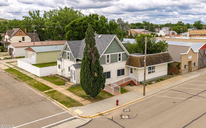 Pictures of Special Purpose property located at 725 Main Street, Hebron, ND 58638 for sales - image #1