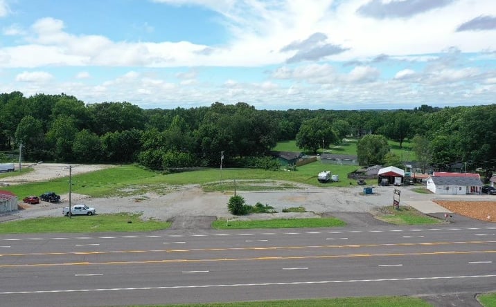 Pictures of Land property located at 17595 Highland Drive, Mckenzie, TN 38201 for sales - image #1