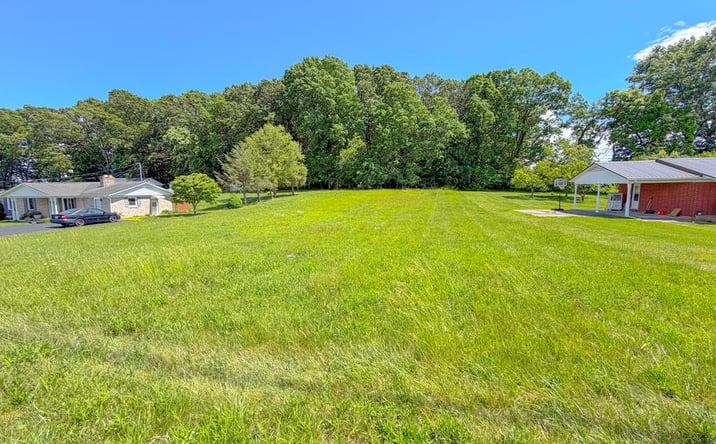 Pictures of Land, Multifamily property located at 225 Granite Acres, Wytheville, VA 24382 for sales - image #1