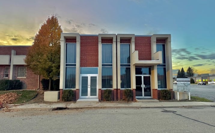 Pictures of Retail, Office property located at 1411 SIXTH AVE, GRAFTON, WI 53024-2355 for sales - image #1