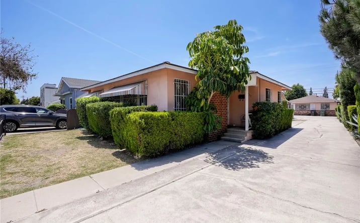 Pictures of Multifamily property located at 6707 Perry Road, Bell Gardens, CA 90201 for sales - image #1