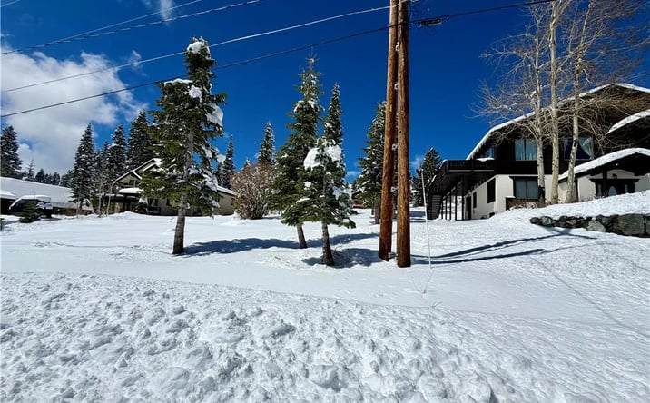 Pictures of Land property located at 11784 Rhineland, Truckee, CA 96161 for sales - image #1