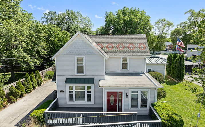 Pictures of Office, Mixed Use property located at 942 E State Street, Geneva, IL 60134 for sales - image #1