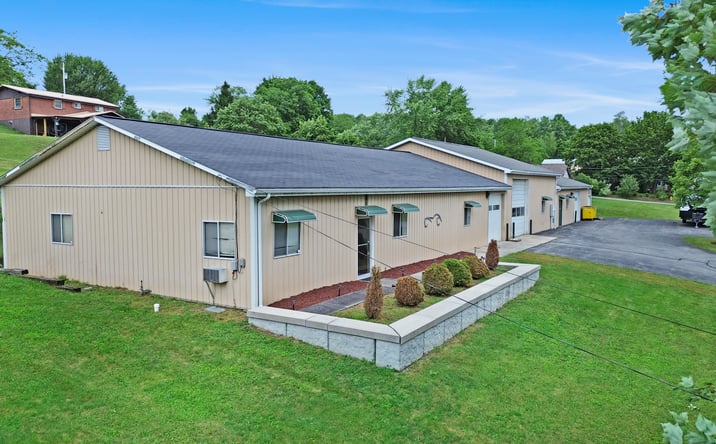 Pictures of Mixed Use property located at 625 SHADY LN, WINDBER, PA 15963-2217 for sales - image #1