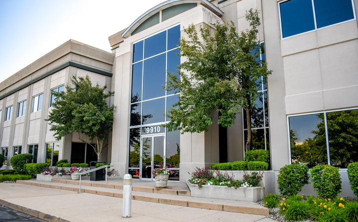Pictures of Office property located at 9910 Dupont Circle Drive E, Fort Wayne, IN 46825 for sales - image #1