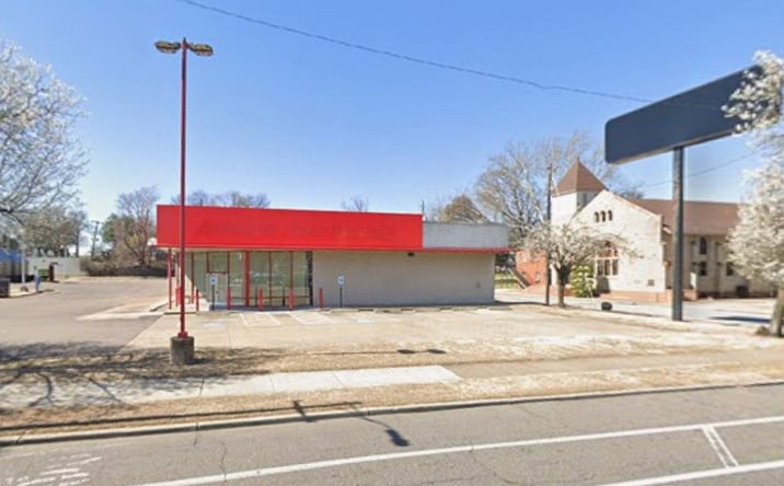 Pictures of Retail property located at 213 N Cleveland Street, Memphis, TN 38104 for sales - image #1