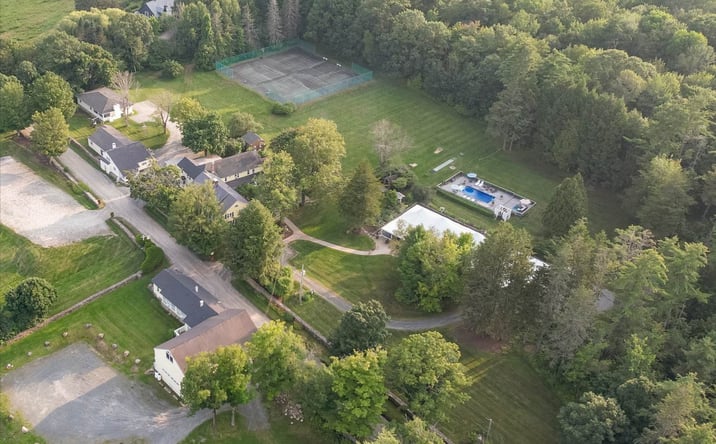Pictures of Hospitality property located at 258 Stagecoach Road, Sunapee, NH 03782, 255 Stagecoach Road, Sunapee, NH 03782 for sales - image #1