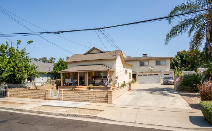 Pictures of Multifamily property located at 547 WILLIAM ST, POMONA, CA 91768 for sales - image #1