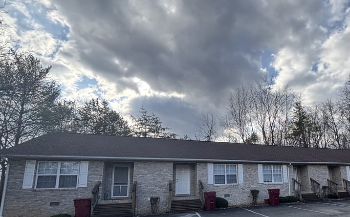 Pictures of Multifamily property located at 2820 Plymouth Road, Johnson City, TN 37601 for sales - image #1