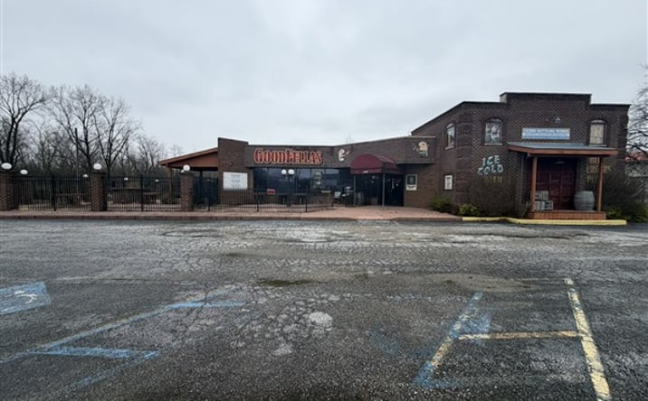 Pictures of Retail property located at 11200 W 129th Ave, Cedar Lake, IN 46303 for sales - image #1