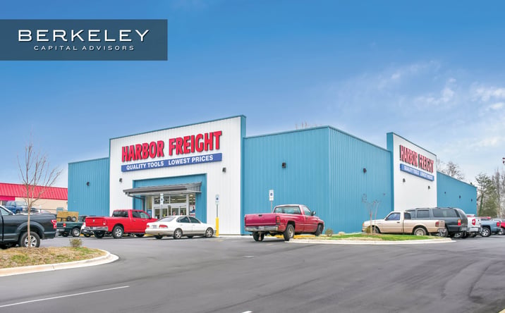 Pictures of Retail property located at 17150 Bear Valley Road, Victorville, CA 92395 for sales - image #1