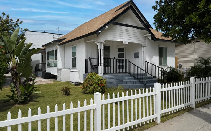 Pictures of Multifamily property located at 1315 Termino Avenue, Long Beach, CA 90804 for sales - image #1