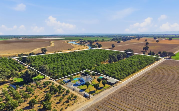 Pictures of Land property located at 21530 TIBURICO AVE LATON CA 93242, LATON, CA 93242 for sales - image #1