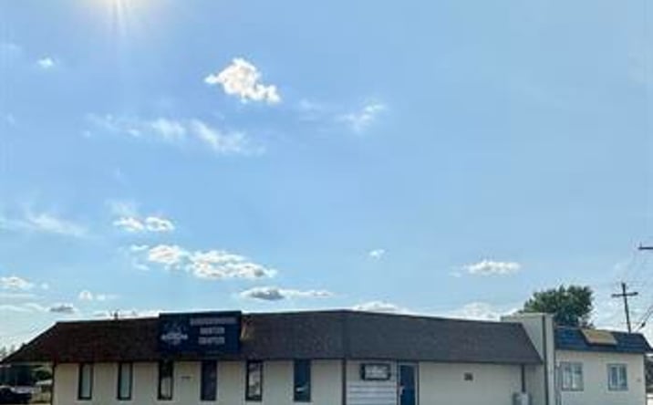 Pictures of Retail property located at 1200 Carpenter Avenue, Iron Mountain, MI 49801 for sales - image #1