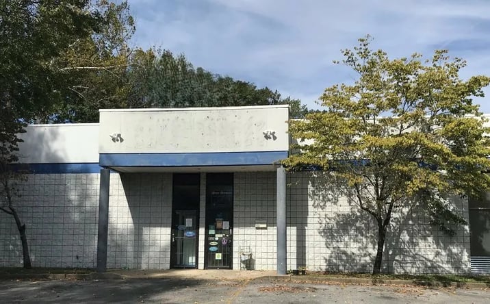 Pictures of Industrial property located at 2561 West Point Avenue, College Park, GA 30337 for sales - image #1