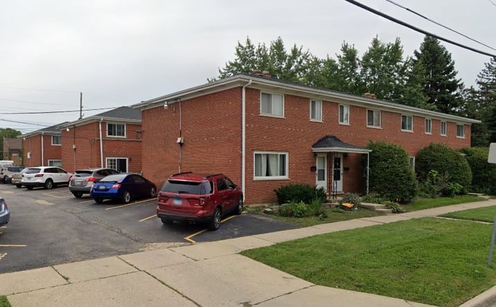 Pictures of Multifamily property located at 403-410 Delles, Wheaton, IL 97058-2704, 648-708 Childs, Wheaton, IL 62471 for sales - image #1