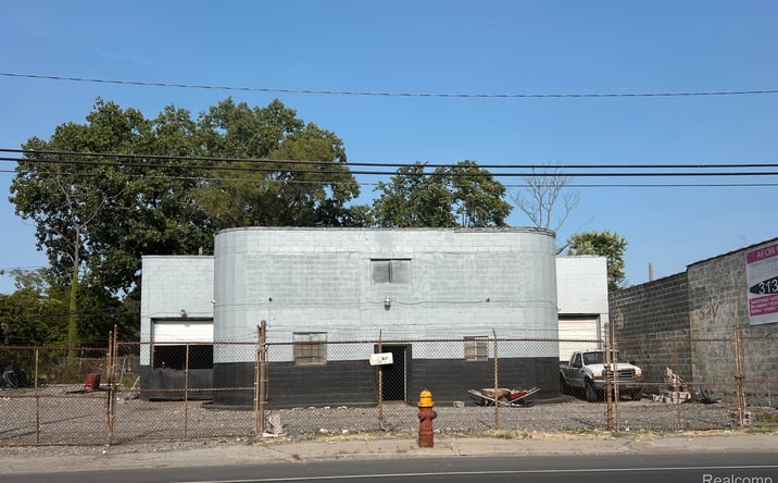 Pictures of Retail property located at 13960 MEYERS RD, Detroit, MI 48227 for sales - image #1
