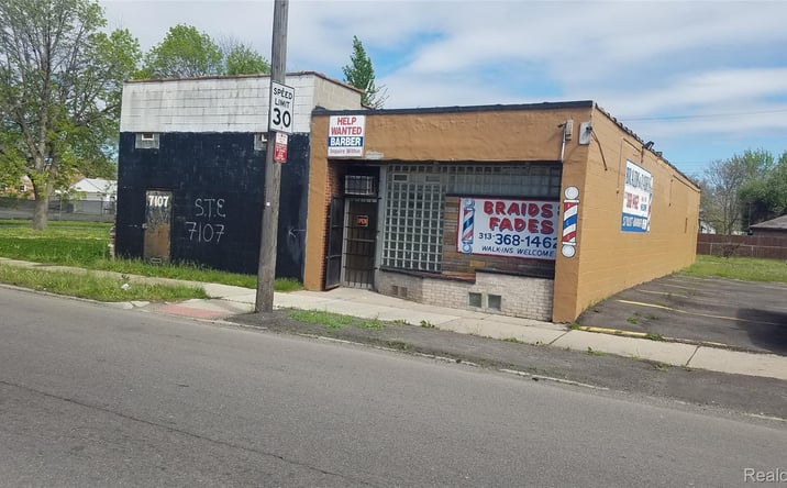 Pictures of Retail property located at 7111 E 7 MILE East RD, Detroit, MI 48234 for sales - image #1
