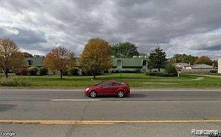 Pictures of Office property located at 25755 SOUTHFIELD RD, Southfield, MI 48075 for sales - image #1