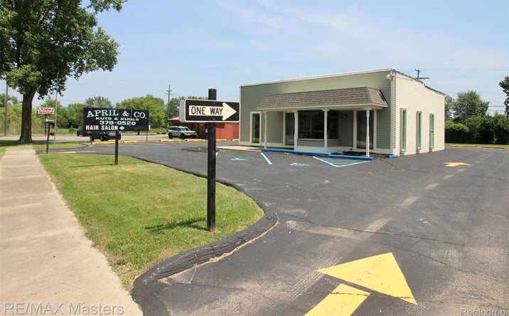 Pictures of Land property located at 33053 W Jefferson Avenue, New Boston, MI 48173 for sales - image #1