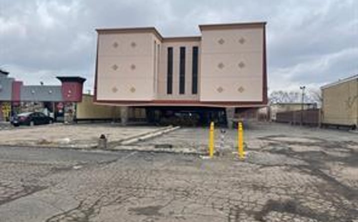 Pictures of Mixed Use, Office property located at 14500 W 8 Mile Road, Oak Park, MI 48237 for sales - image #1