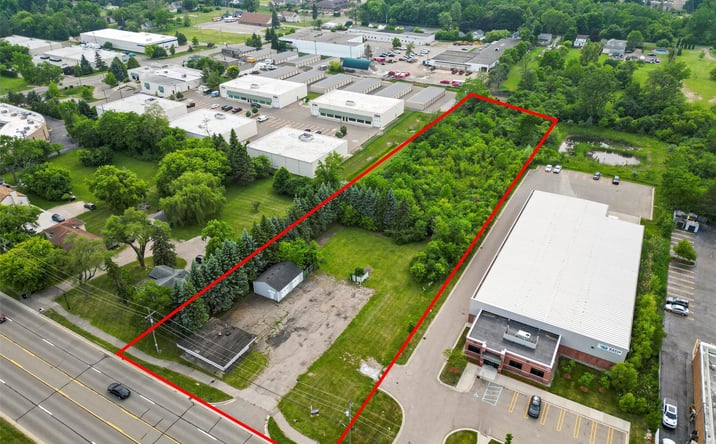 Pictures of Industrial, Mixed Use, Office, Retail property located at 2137 N Opdyke Road, Clarkston, MI 48326 for sales - image #1