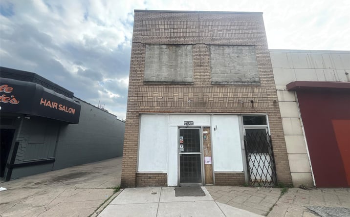 Pictures of Retail property located at 21603 Grand River Avenue, Detroit, MI 48219 for sales - image #1