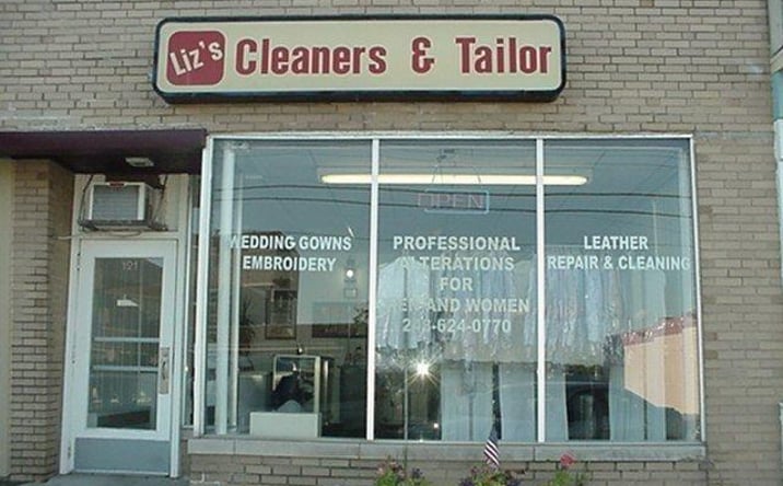 Pictures of Business for Sale, Retail property located at 121 E WALLED LAKE Drive, Walled Lake, MI 48390 for sales - image #1