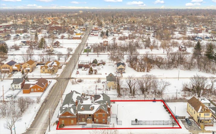 Pictures of Land property located at 2670 Chalmers Street, Detroit, MI 48215 for sales - image #1