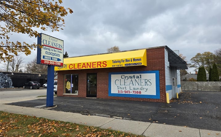 Pictures of Land property located at 20640 Van Born Road, Dearborn Heights, MI 48125 for sales - image #1
