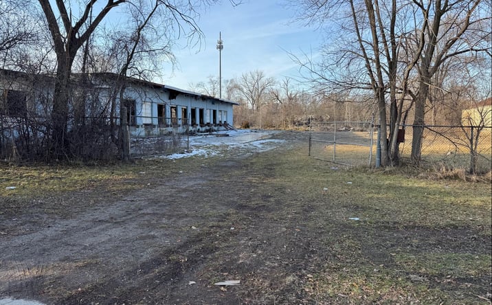 Pictures of Industrial property located at 1221 N Niagara Street, Saginaw, MI 48602 for sales - image #1