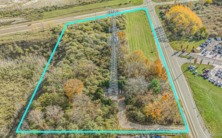 Pictures of Land property located at 8815 E HOLLY Road, Holly, MI 48442 for sales - image #1