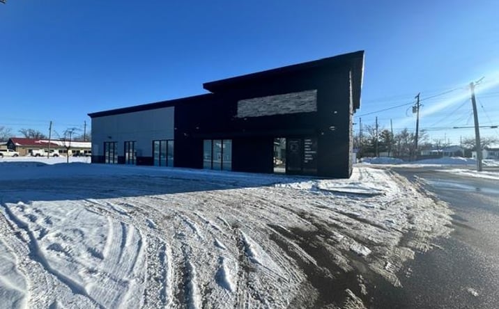 Pictures of Retail property located at 111 W Genesee Street, Lapeer, MI 48446 for sales - image #1