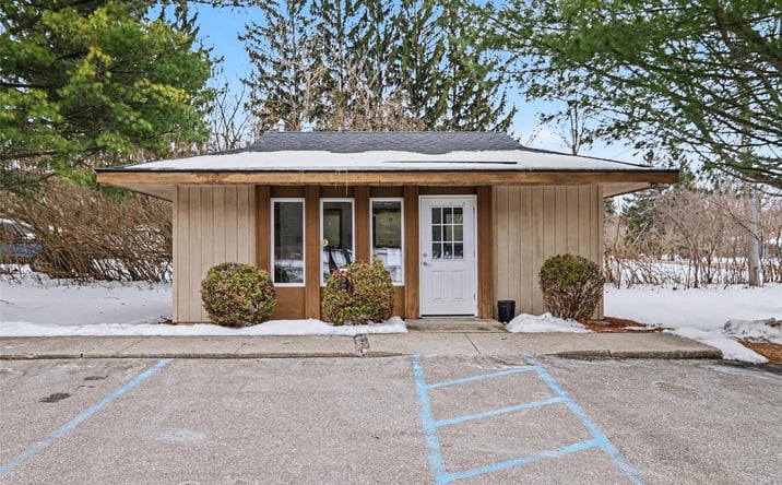 Pictures of Retail property located at 1011 S Graham Road, Flint, MI 48532 for sales - image #1