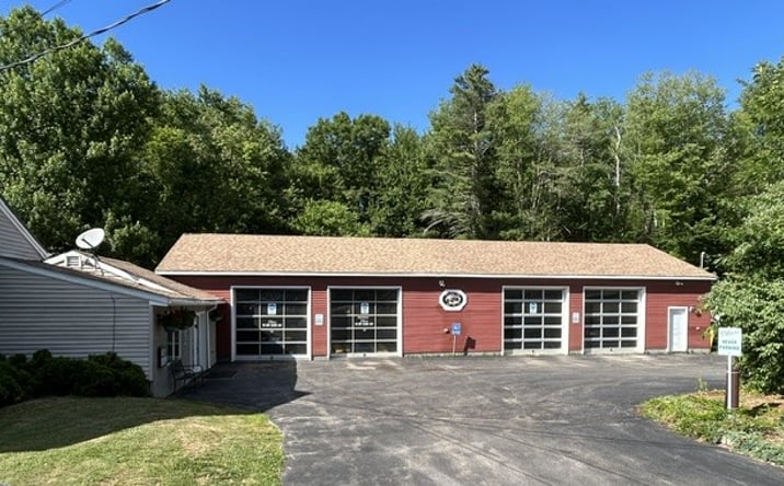 Pictures of Business for Sale, Retail property located at 219 Main Street, Sandown, NH 03873 for sales - image #1