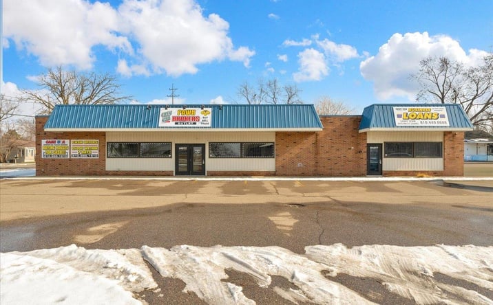 Pictures of Mixed Use, Retail, Industrial property located at 4277 S Saginaw Street, Burton, MI 48529 for sales - image #1