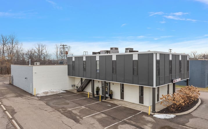 Pictures of Office, Industrial property located at 1216 COMBERMERE Drive, Troy, MI 48083 for sales - image #1