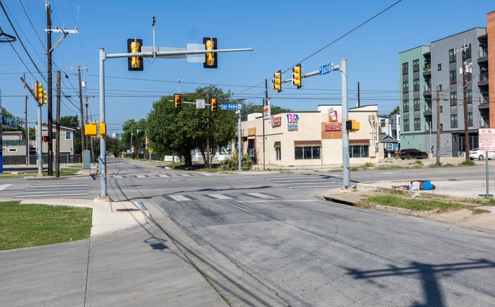 Pictures of Land property located at 302 West Euclid Avenue, San Antonio, TX 78212 for sales - image #1