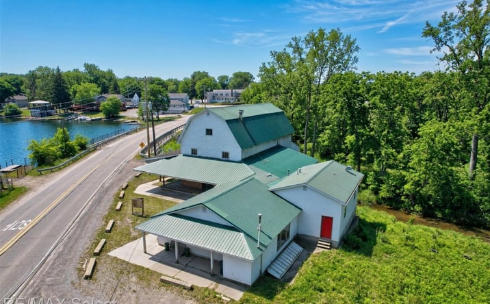 Pictures of Land property located at 8572 Silver Lake Road, Linden, MI 48451 for sales - image #1