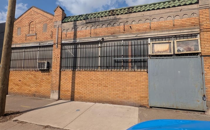 Pictures of Business for Sale, Retail property located at 10516 W. Chicago, Detroit, MI 48228 for sales - image #1