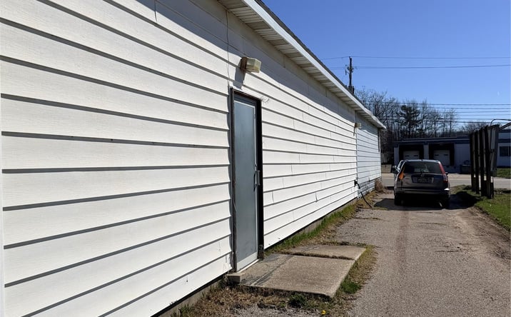 Pictures of Retail property located at 2533 S Getty Street, Muskegon, MI 49444 for sales - image #1