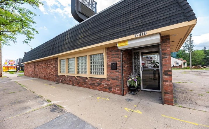 Pictures of Business for Sale, Retail property located at 17420 E Warren, Detroit, MI 48224 for sales - image #1