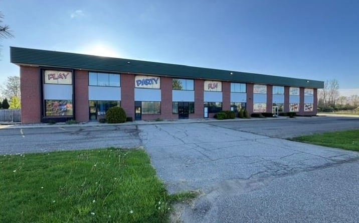 Pictures of Land property located at 1800 N Burkhart Road, Howell, MI 48855 for sales - image #1
