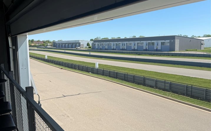 Pictures of Retail, Self Storage, Mixed Use property located at 33 Straightaway Drive, Pontiac, MI 48341 for sales - image #1