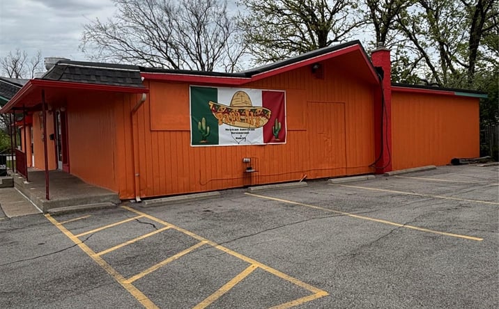 Pictures of Retail property located at 4492 Richfield & Genesee rd. Road, Flint, MI 48506 for sales - image #1