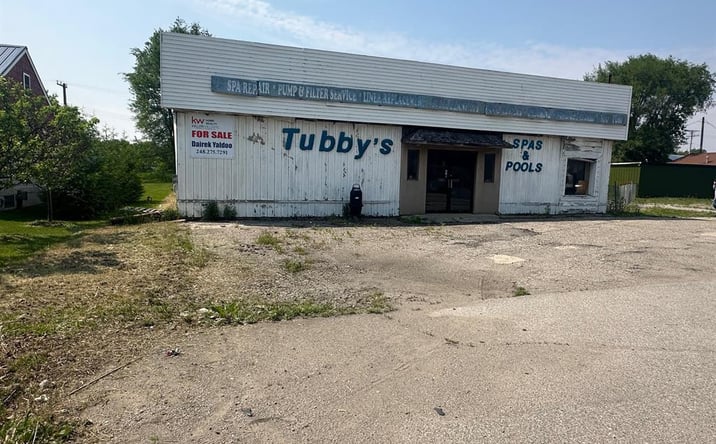 Pictures of Land property located at 1215 E Caro Road, Caro, MI 48723 for sales - image #1