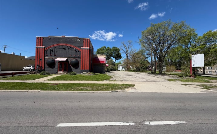 Pictures of Business for Sale, Office, Mixed Use, Land, Retail, Industrial, Self Storage, Special Purpose property located at 600 W Huron Street, Pontiac, MI 48341 for sales - image #1