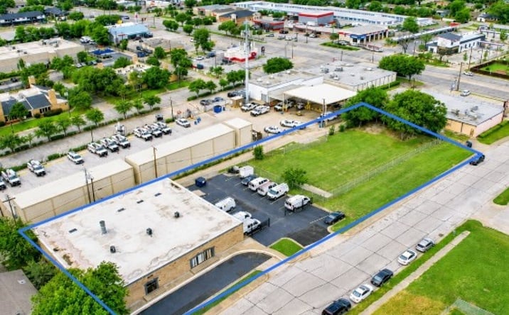 Pictures of Industrial property located at 2704 Rollingdale Lane, Farmers Branch, TX 75234 for sales - image #1